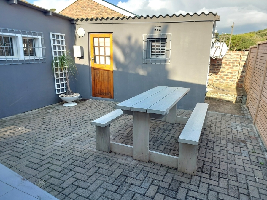 3 Bedroom Property for Sale in Queensberry Bay Eastern Cape